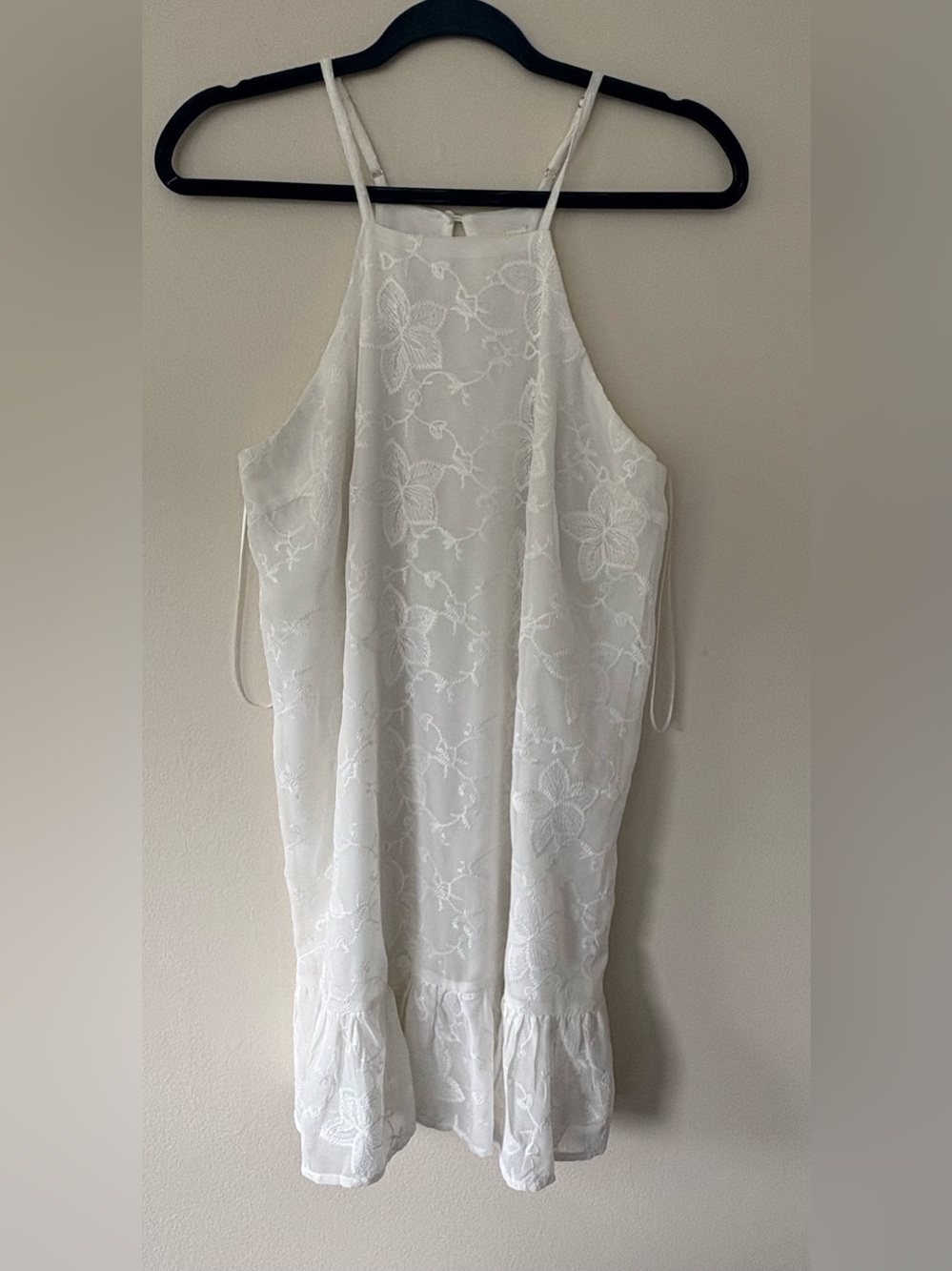 White Embroidered Halter Dress Ruffle Hem Size M Boho